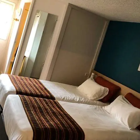 Comfort Hotel 3*